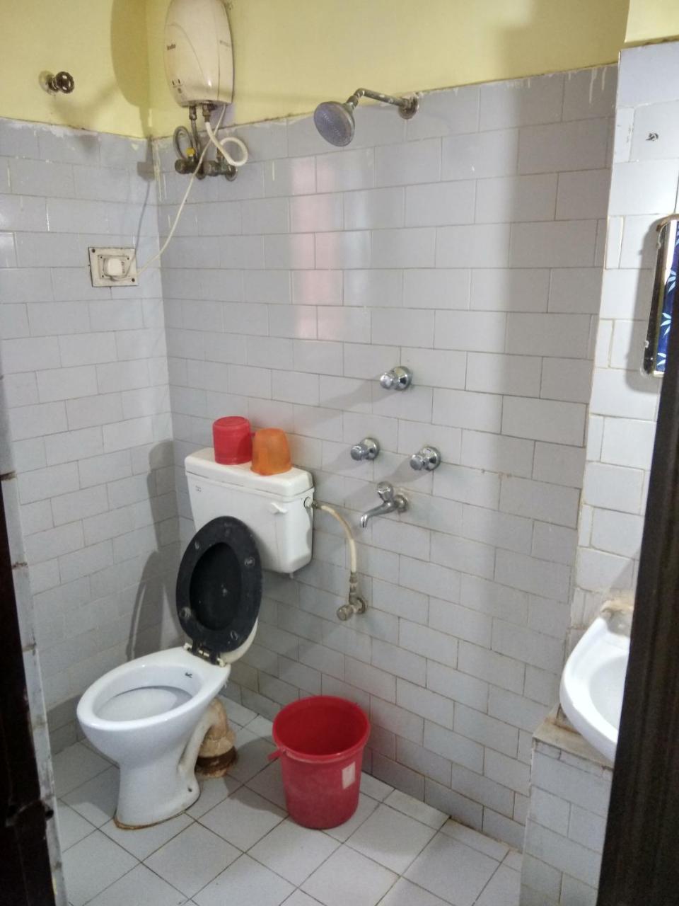 Renu Guest House Calcutta Buitenkant foto